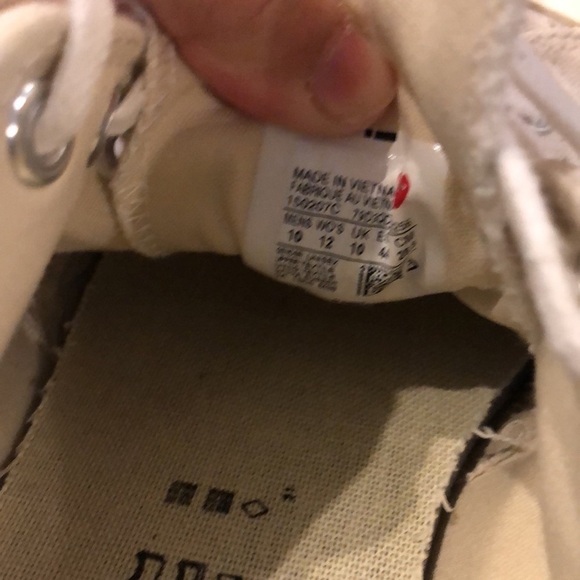 Converse X Comme Des Garçons Play Lowtop Sneakers - Picture 12 of 15